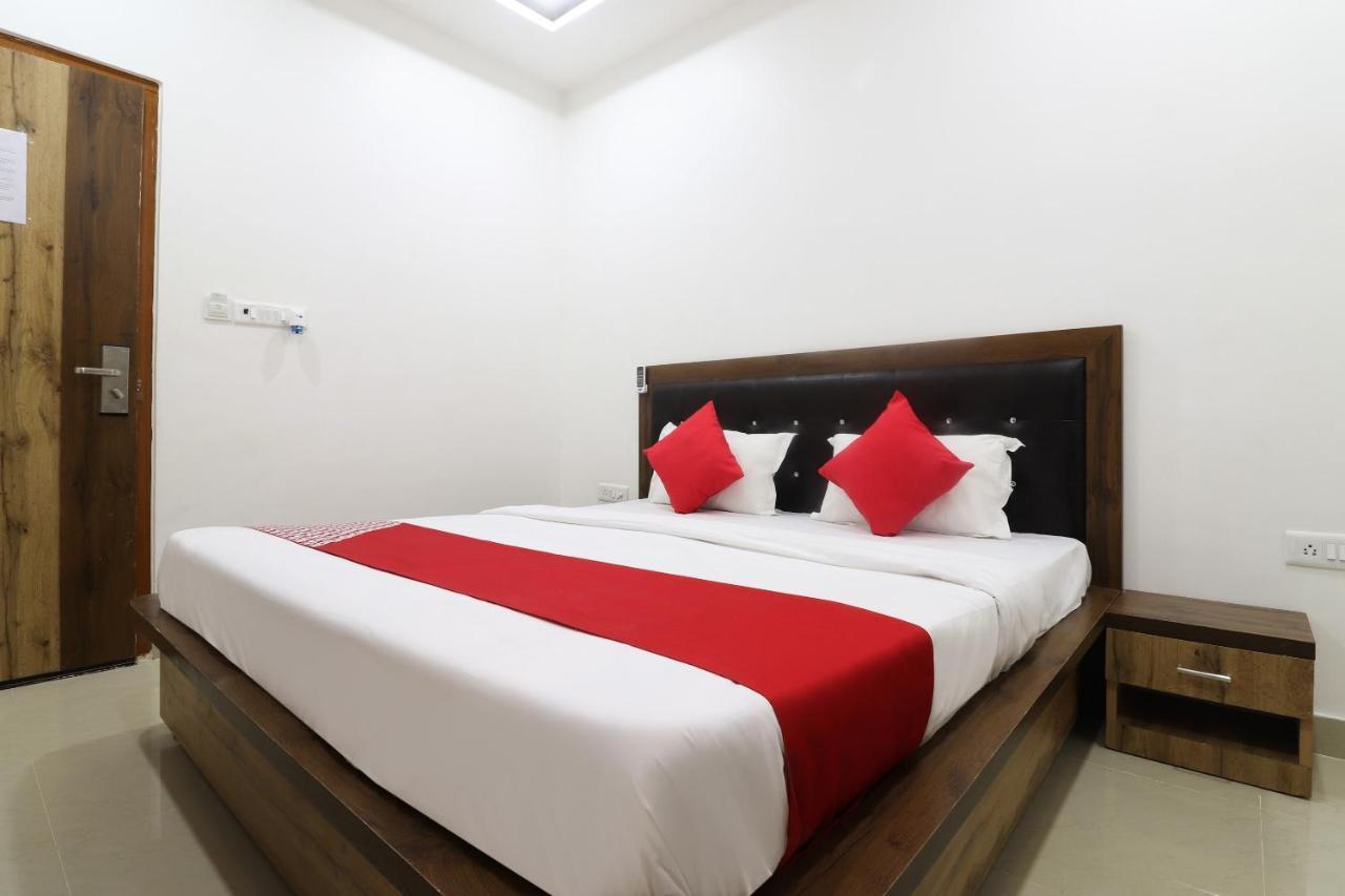 Hotel O Vrindavan Inn Near Lulu Mall Bijnaur Bagian luar foto